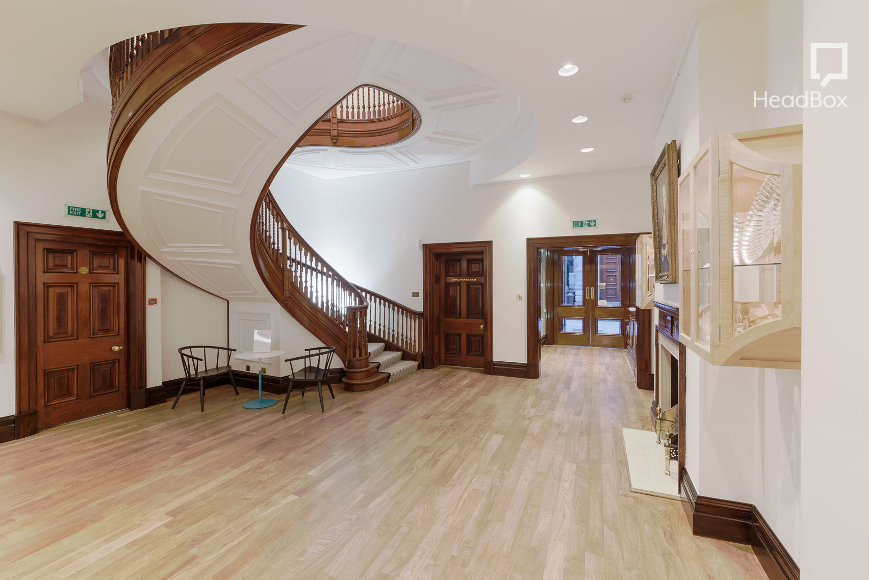 An Instant In The Wind 8