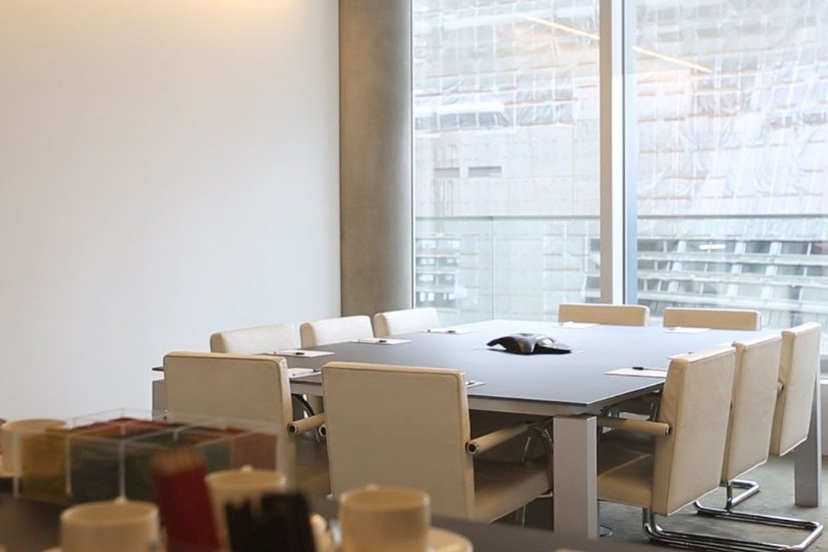 Everything is Illuminated 0