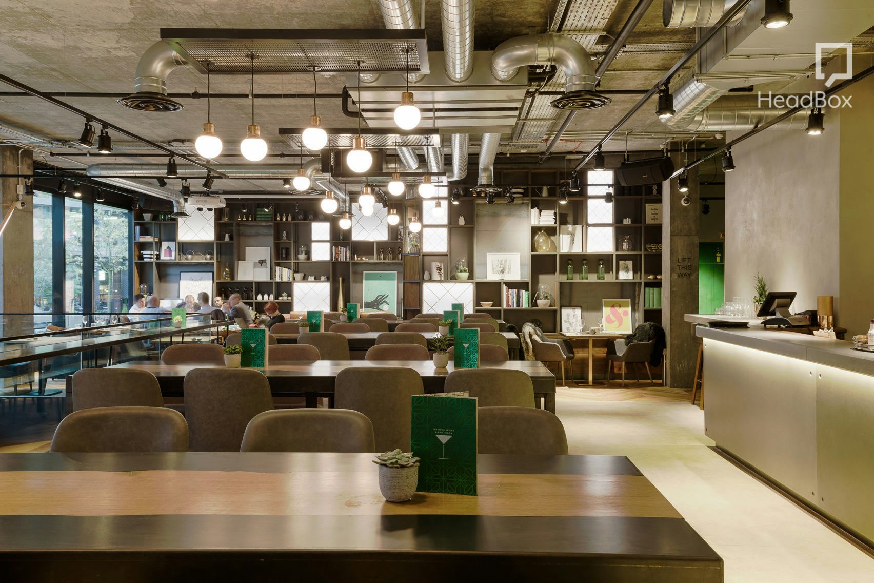 The Golden Apples of the Sun 10