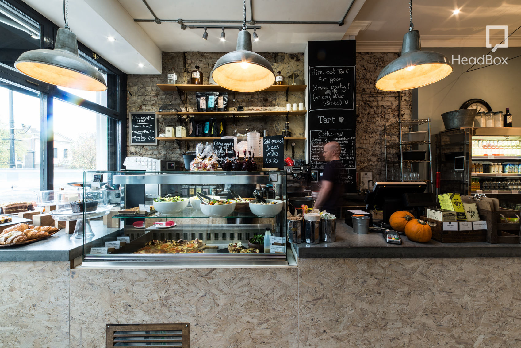 The Monkey's Raincoat 4