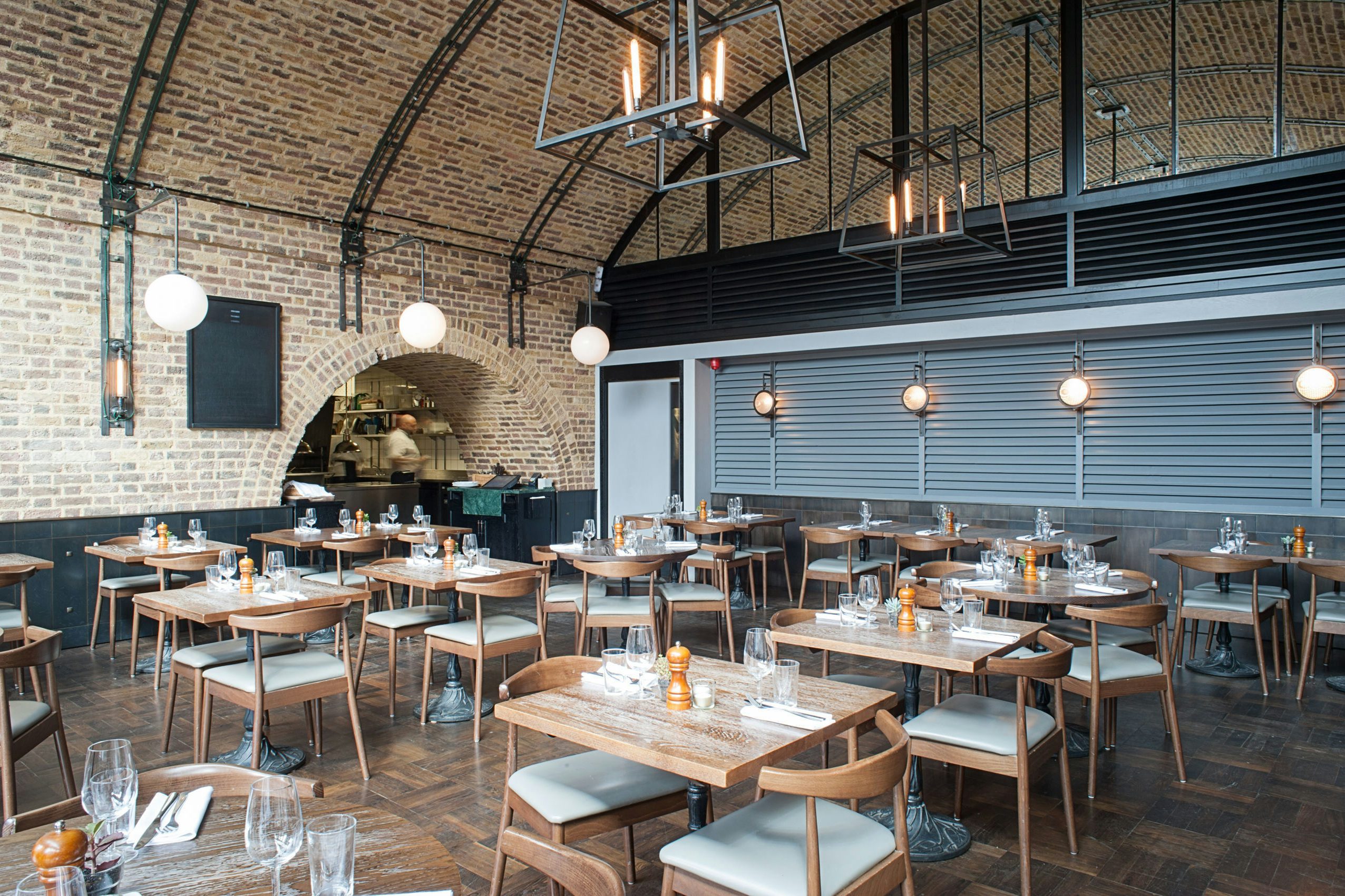 By Grand Central Station I Sat Down and Wept 4