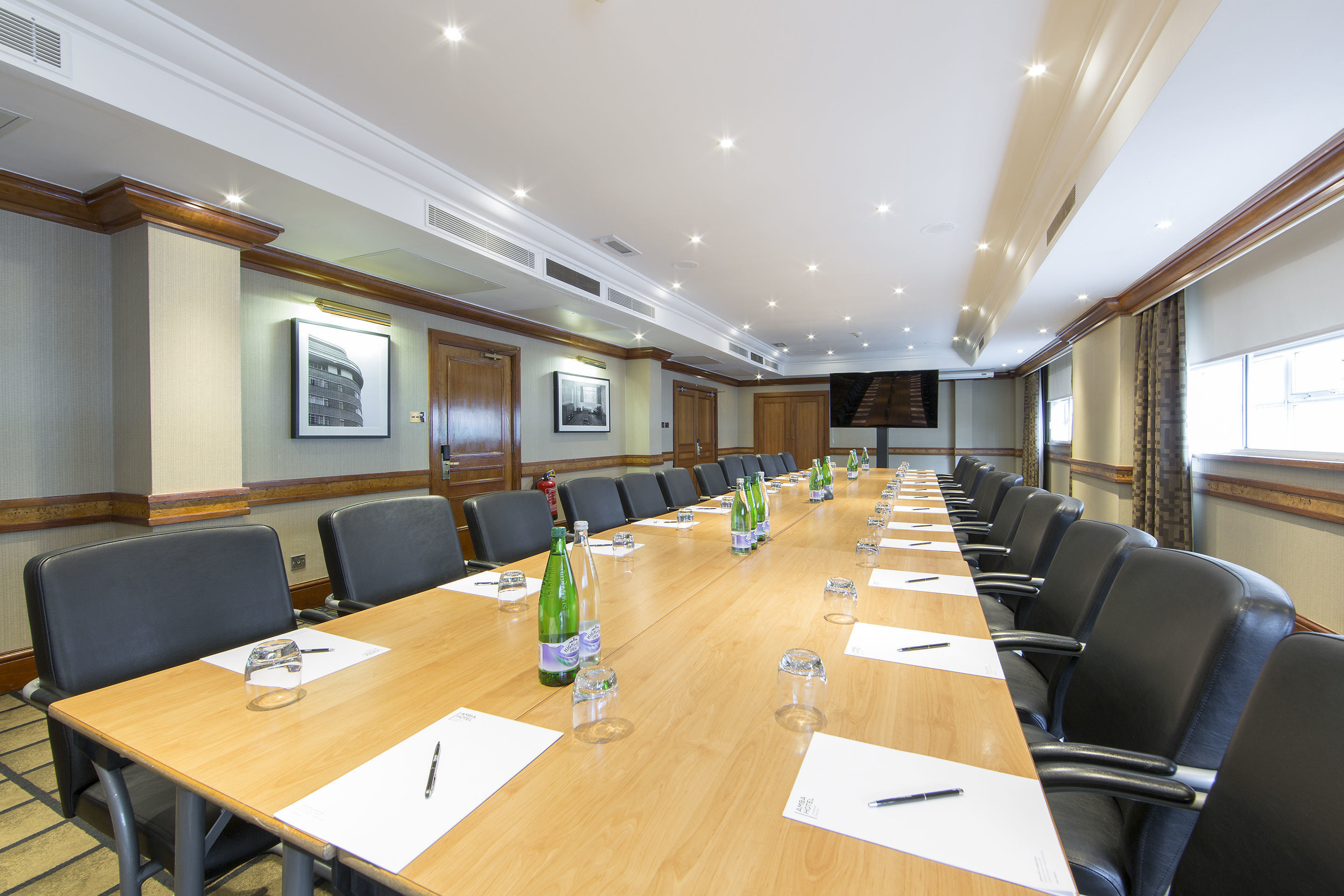 Those Barren Leaves, Thrones, Dominations