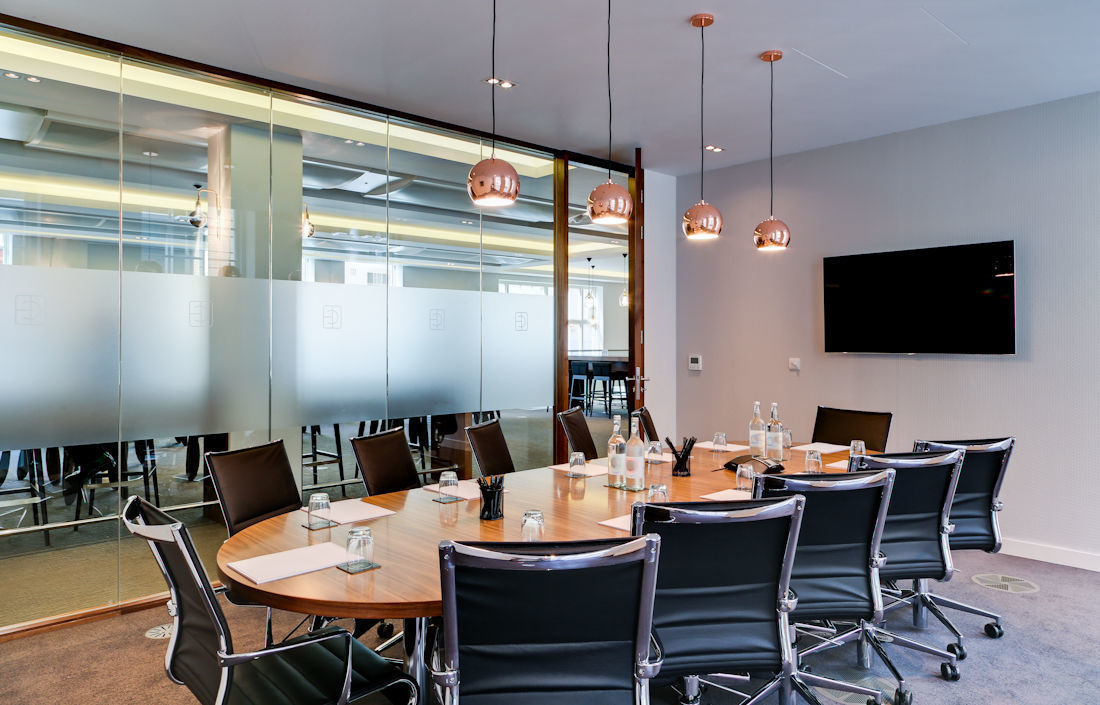 Nine Coaches Waiting 3