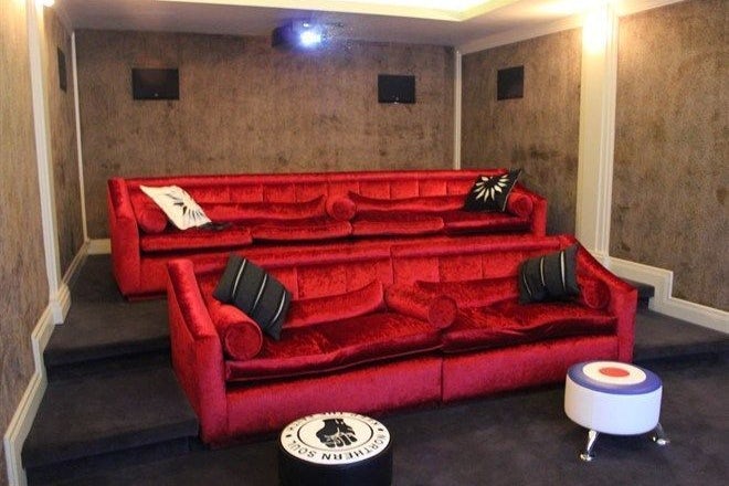 In a Glass Darkly 10