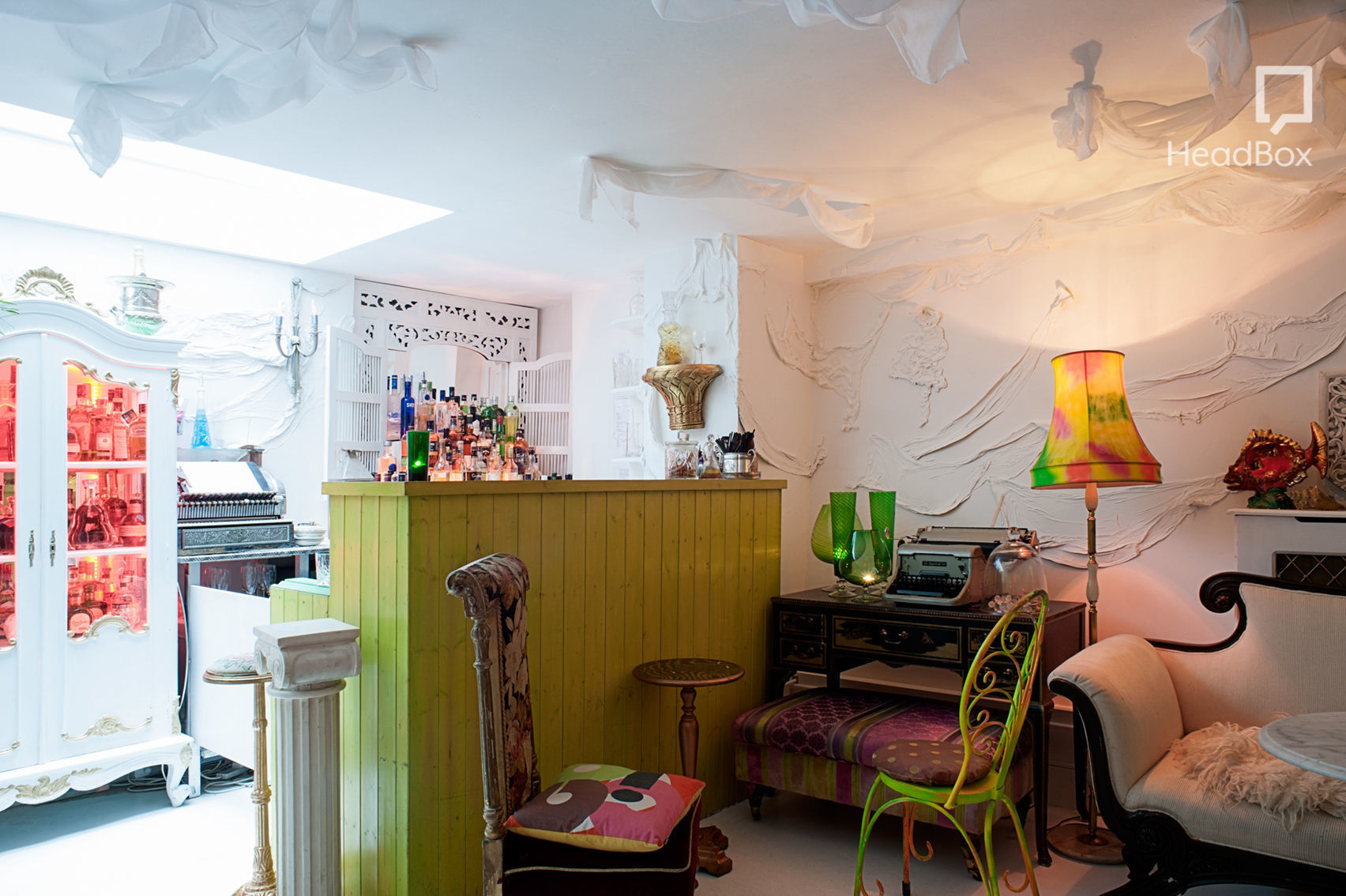 I Know Why the Caged Bird Sings 1