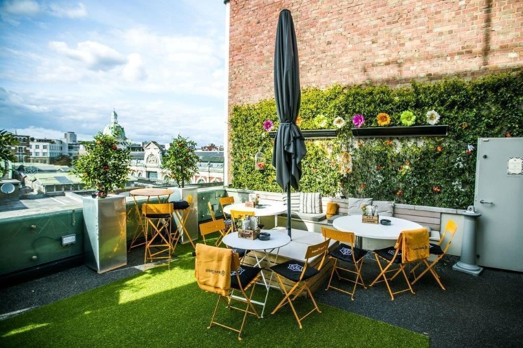 Now Sleeps the Crimson Petal 0