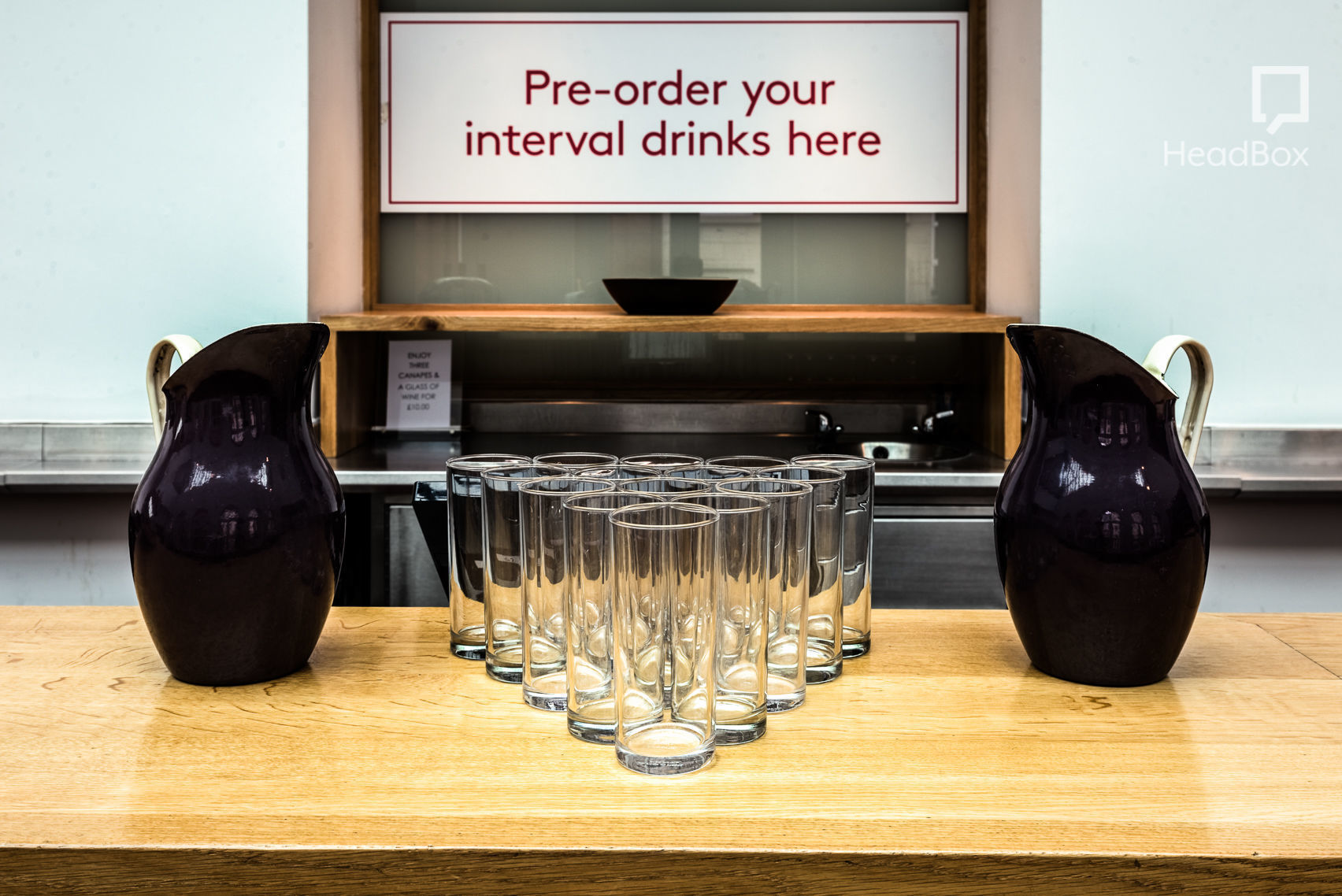 The Line of Beauty 17