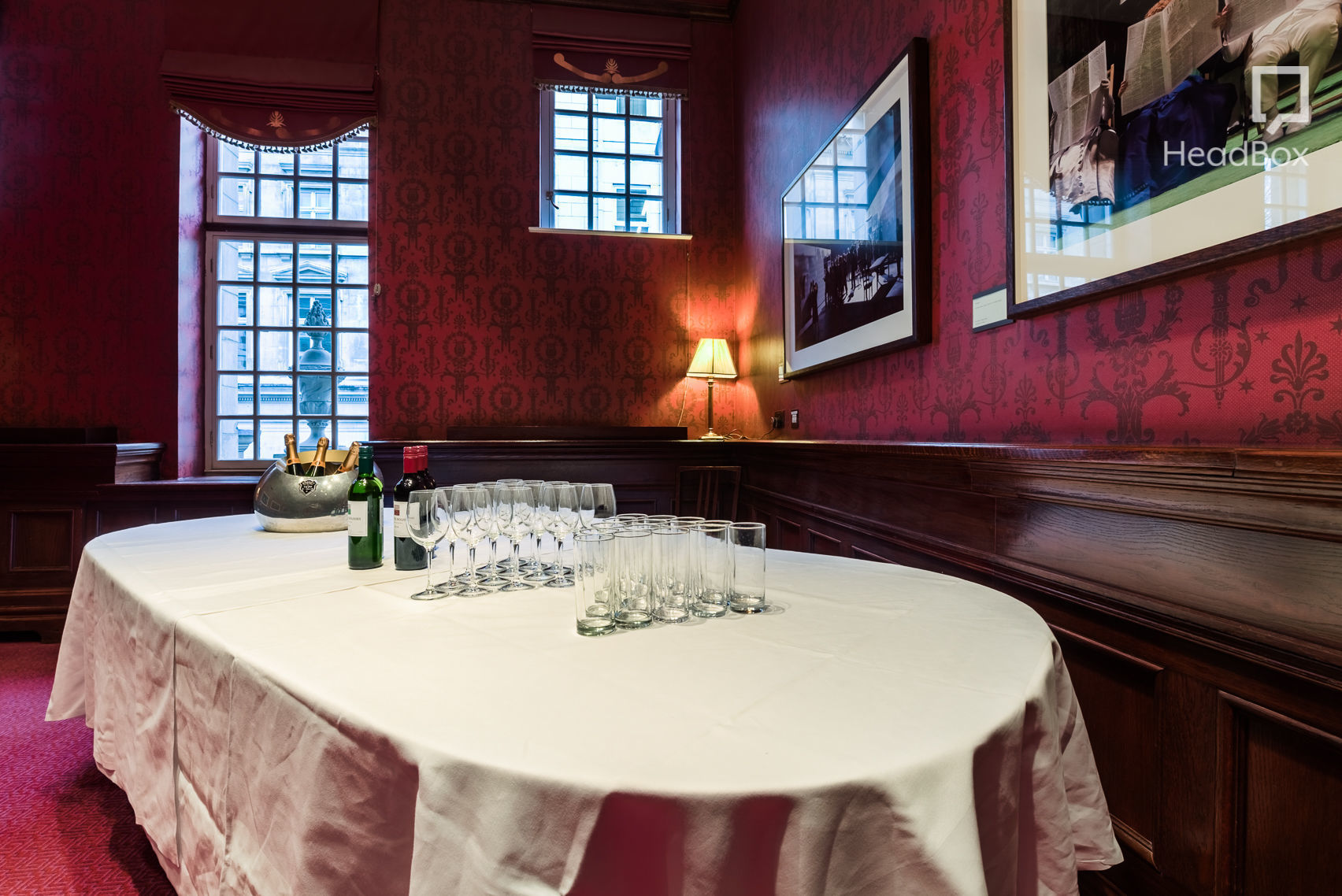 A Many-Splendoured Thing 10