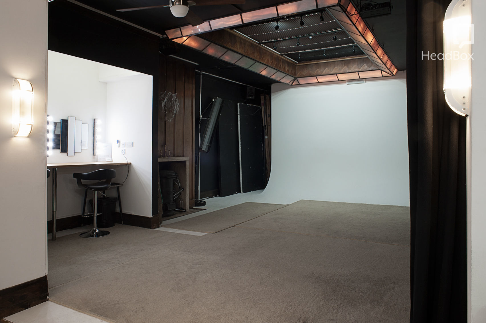 Far From the Madding Crowd 1