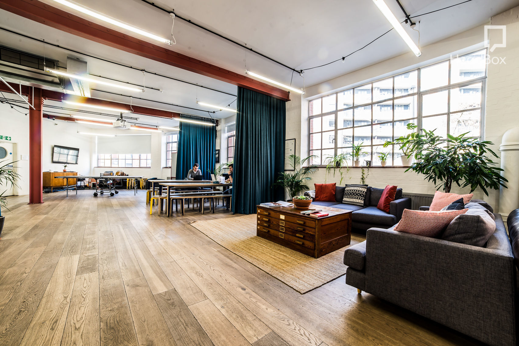 What's Become of Waring 8