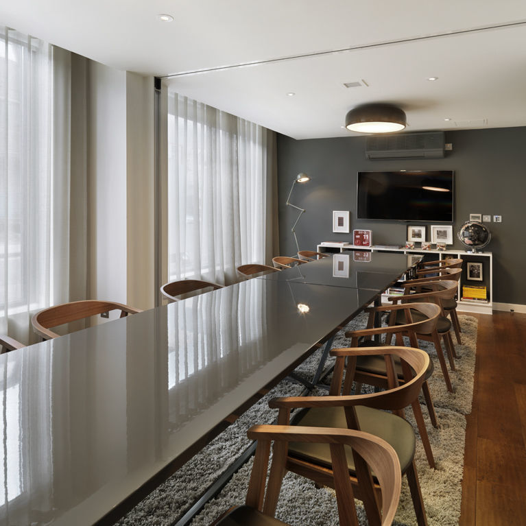 To Say Nothing of the Dog 2