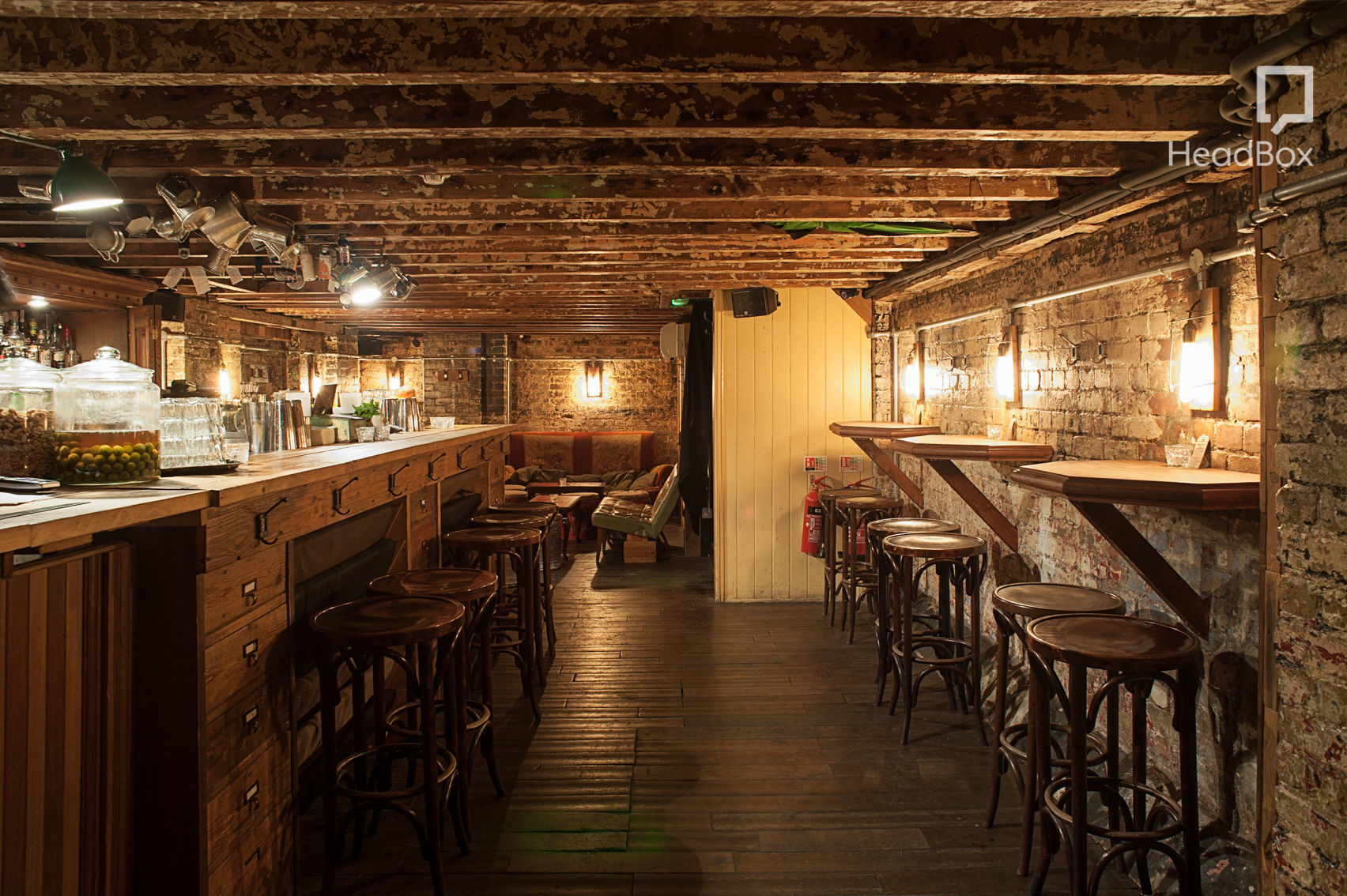 The Moving Toyshop 1