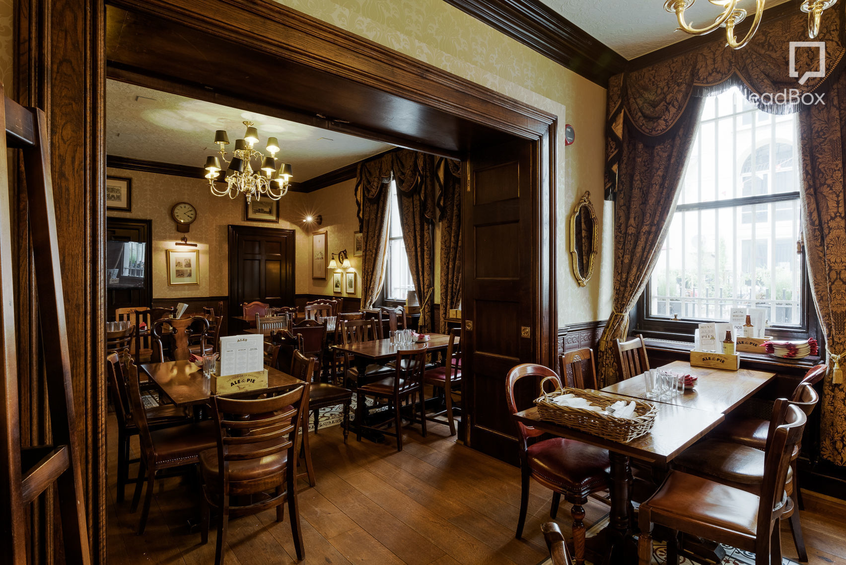 The Yellow Meads of Asphodel 17