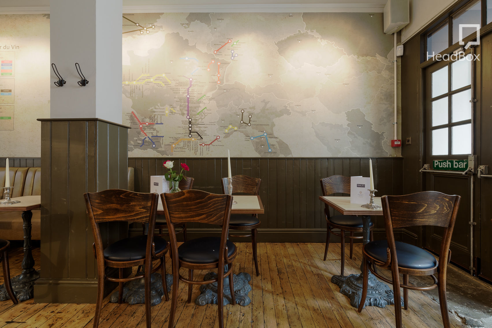 The Mirror Crack'd from Side to Side 5