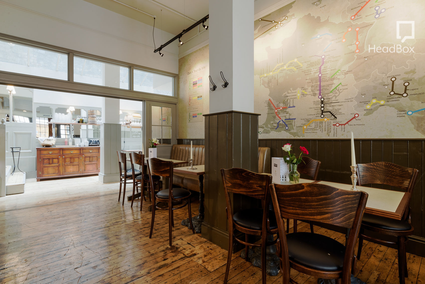 The Mirror Crack'd from Side to Side 7