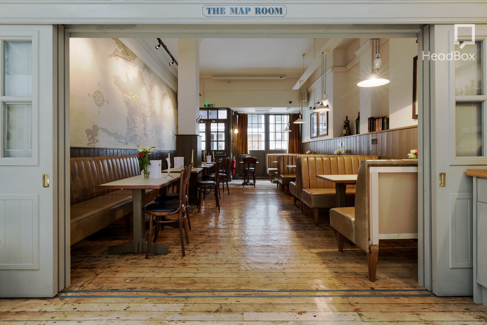 The Mirror Crack'd from Side to Side 10