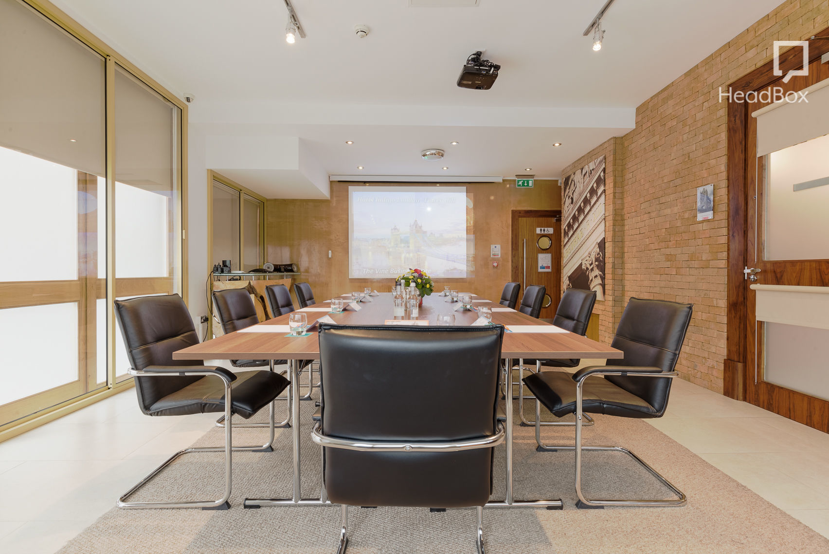 That Hideous Strength 17