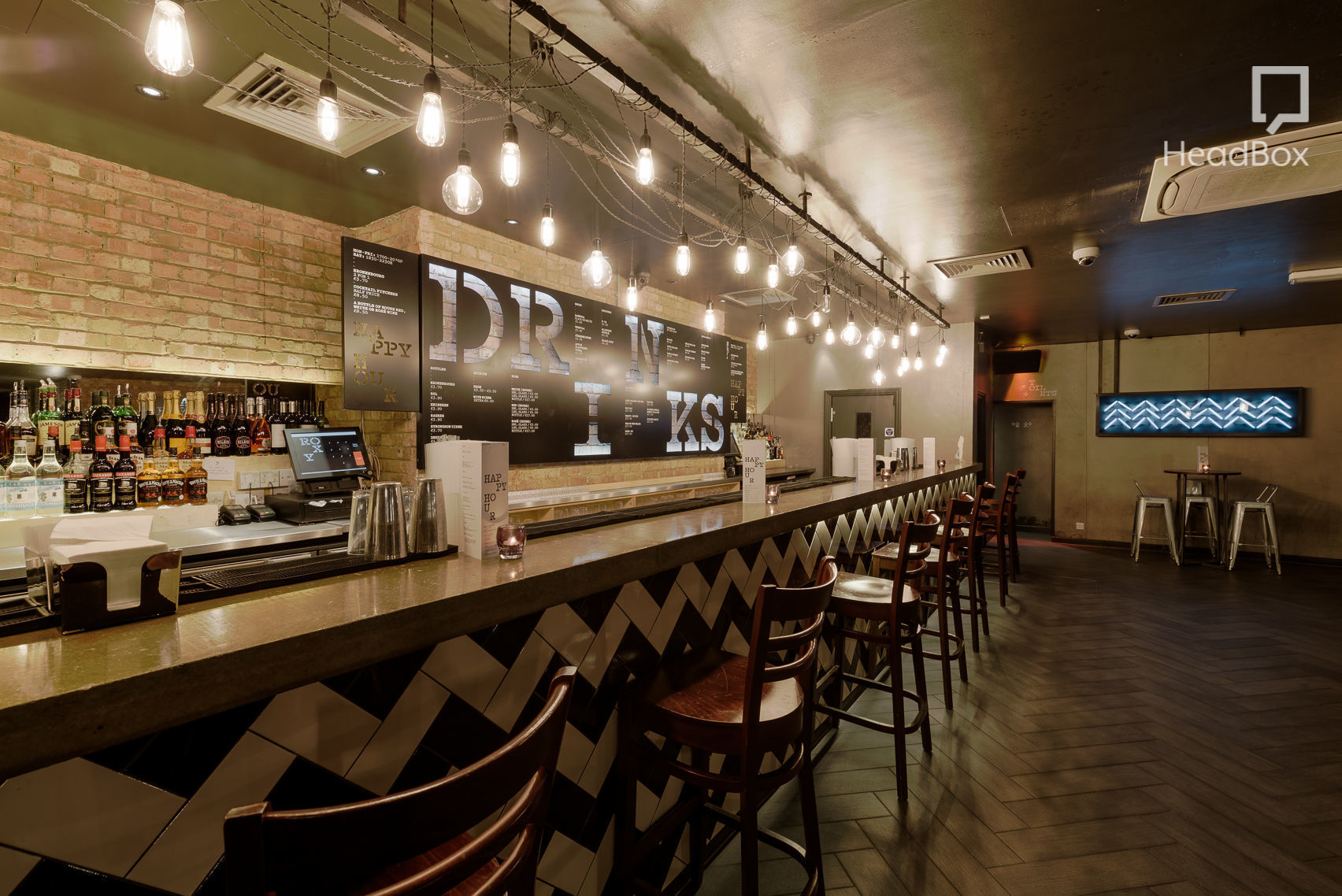 The Wings of the Dove 16