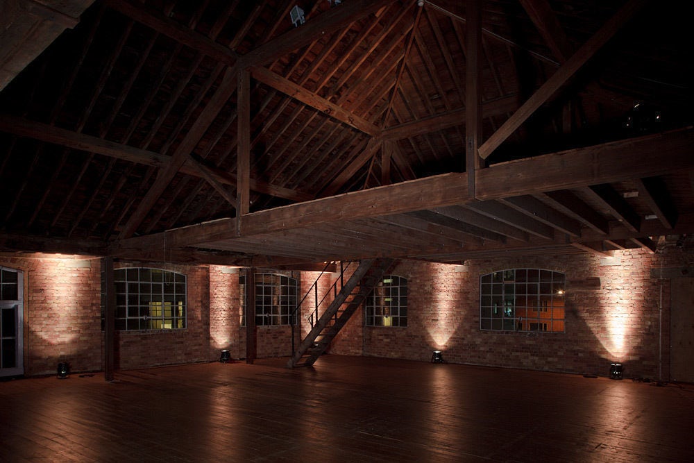 Where Angels Fear to Tread 0