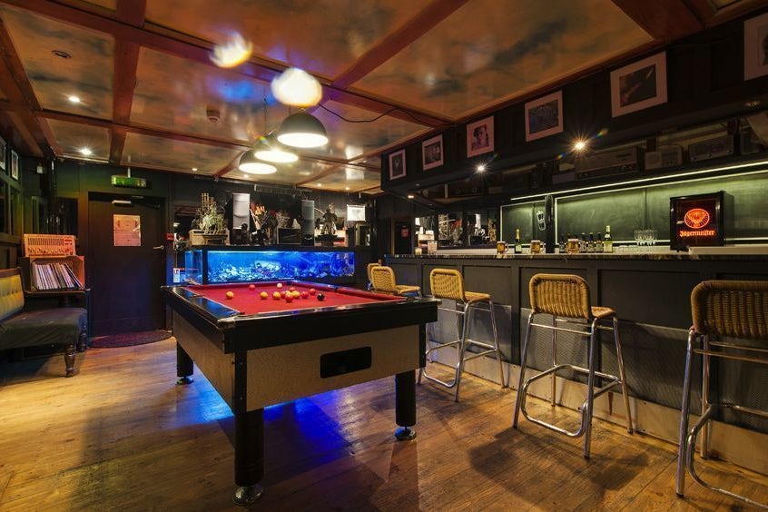 Taming a Sea Horse 6