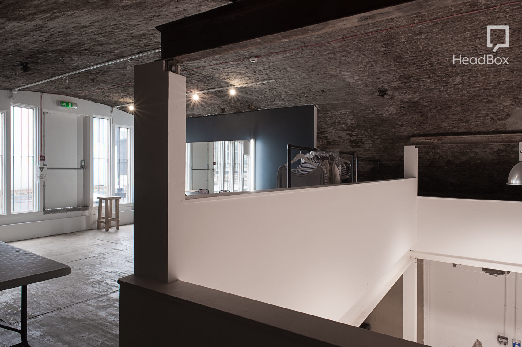 Now Sleeps the Crimson Petal 3