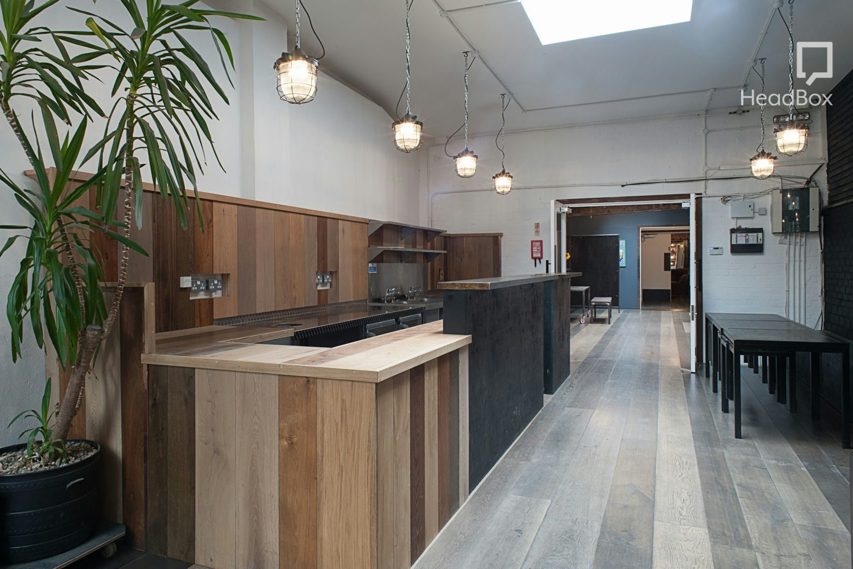 Now Sleeps the Crimson Petal 13