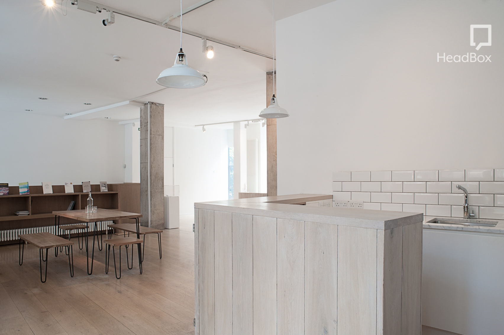 The Moving Toyshop 5