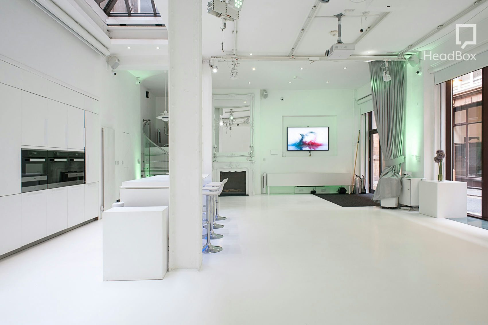 Beyond the Mexique Bay 16