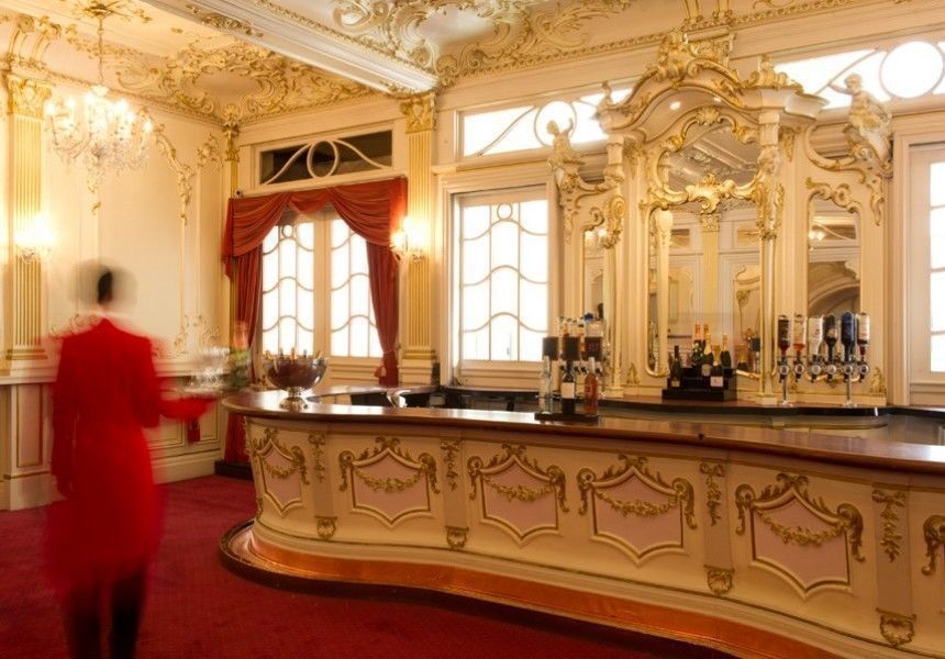 I Know Why the Caged Bird Sings