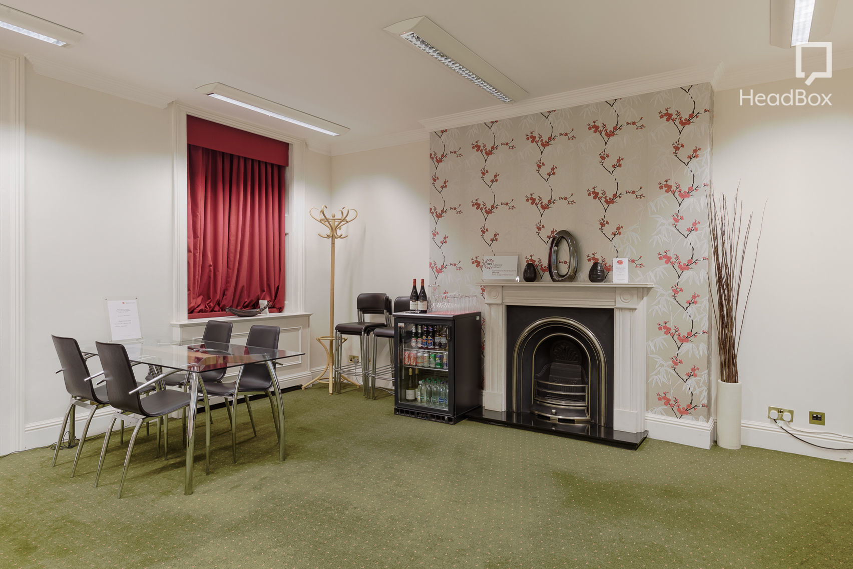 I Know Why the Caged Bird Sings 8