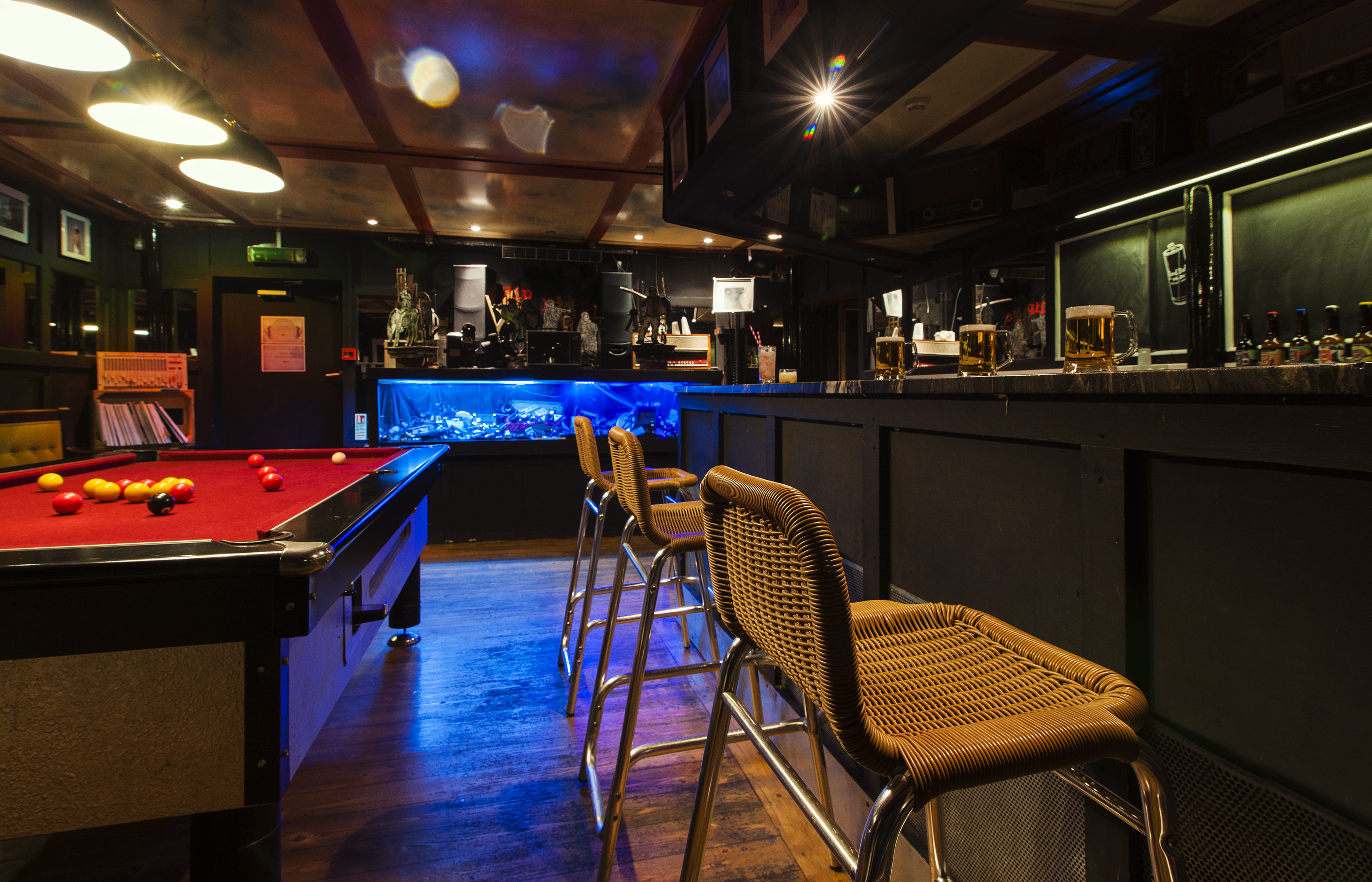 The Monkey's Raincoat 5