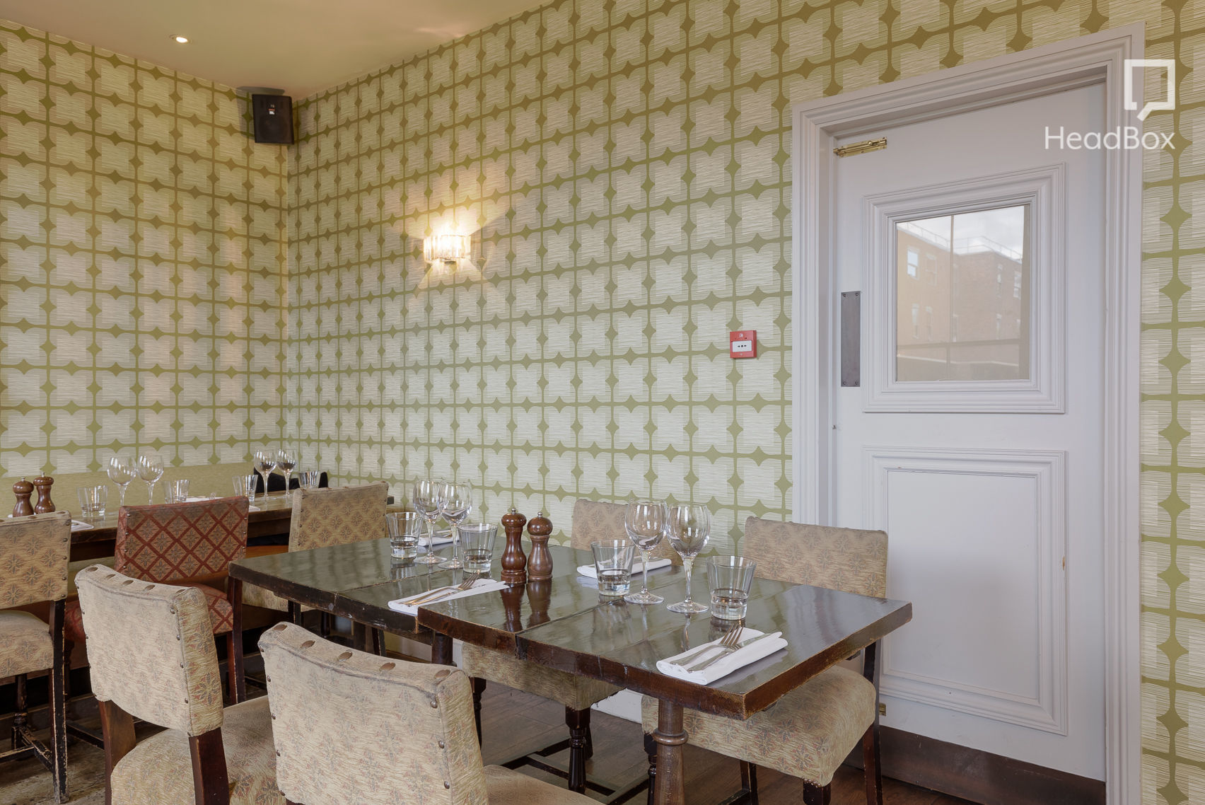 The Golden Apples of the Sun 7